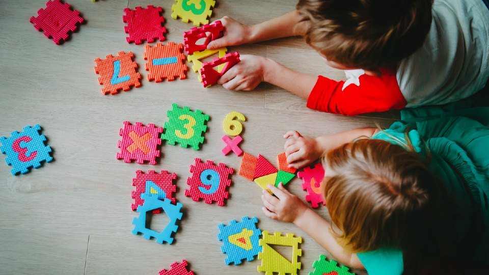 O plano trabalhista para se concentrar na matemática precoce é sólido – as lacunas no desempenho começam antes mesmo da escola primária