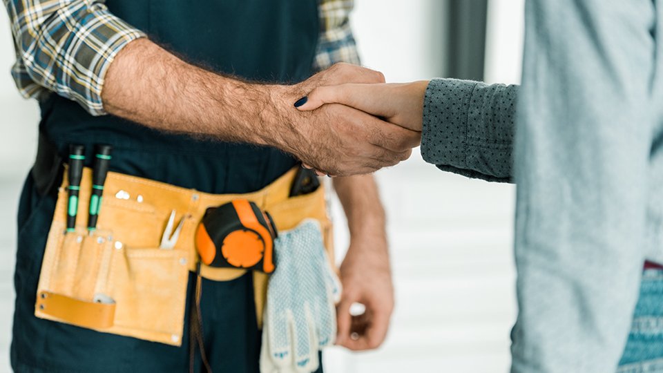 Quanto por dinheiro? Por que a economia informal é ruim para as empresas, os consumidores e a sociedade