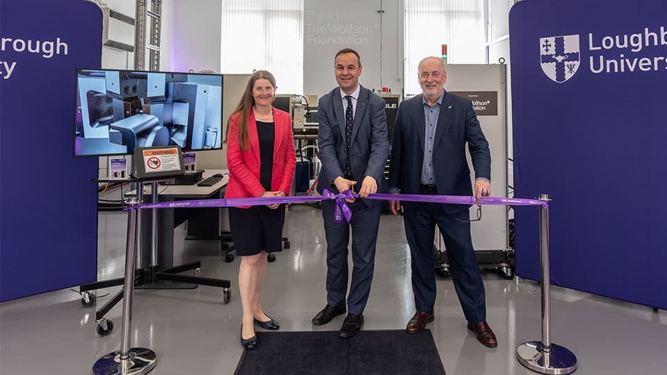 O novo laboratório de Loughborough pode aquecer até 3.000°C e resfriar até -150°C em taxas extremas para testar materiais não padronizados