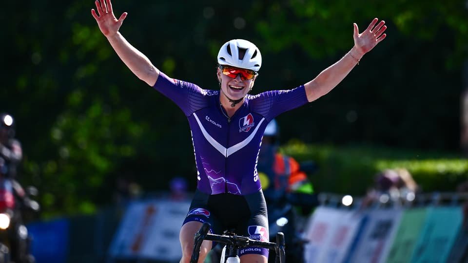 Ciclistas de Loughborough alcançam vitória histórica na National Road Series de 2026 | Notícias e eventos